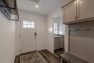 2015 Essler Dr, Saint Peter, MN 56082 - Photo 2