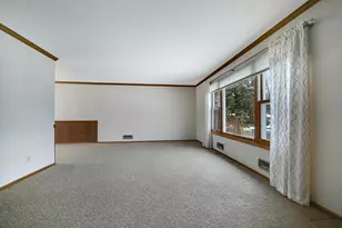 7750 Boyd Ave, Inver Grove Heights, MN 55076 - Photo 8