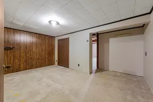 207 Shumway Ave, Faribault, MN 55021 - Photo 32