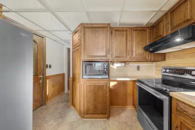 207 Shumway Avenue, Faribault, MN 55021 - Photo 14