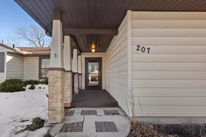 207 Shumway Avenue, Faribault, MN 55021 - Photo 2