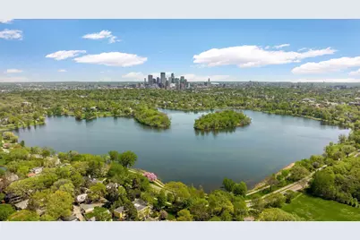 2824 Kenwood Isles Drive, Minneapolis, MN 55408 - Photo 4