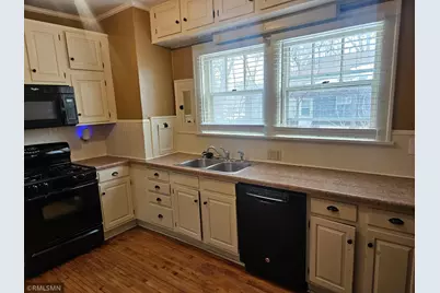 208 9th Avenue SE, Waseca, MN 56093 - Photo 10