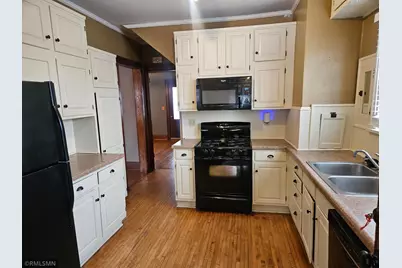 208 9th Avenue SE, Waseca, MN 56093 - Photo 12