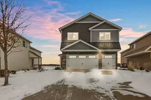 9039 Golden Pond Ln N, Monticello, MN 55362 - Photo 2