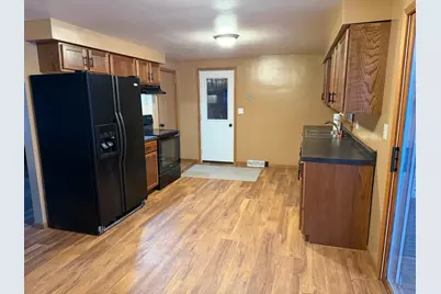 1006 Rosehill Drive, Albert Lea, MN 56007 - Photo 10