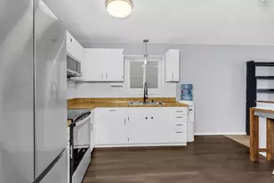 7843 Rimbley Rd, Woodbury, MN 55125 - Photo 12