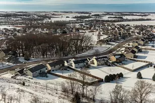 5077 Ridgeview Dr NW, Rochester, MN 55901 - Photo 32