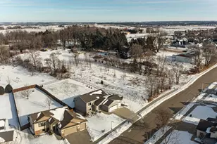 5077 Ridgeview Dr NW, Rochester, MN 55901 - Photo 28