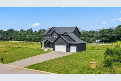 917 174th Avenue NE, Ham Lake, MN 55304 - Photo 2