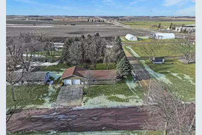 205 S Hubert Street, Ivanhoe, MN 56142 - Photo 2