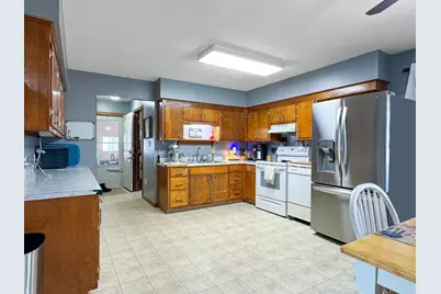 205 S Hubert Street, Ivanhoe, MN 56142 - Photo 4