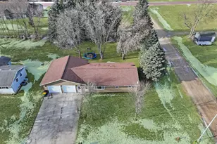 205 S Hubert St, Ivanhoe, MN 56142 - Photo 32