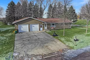 205 S Hubert St, Ivanhoe, MN 56142 - Photo 36