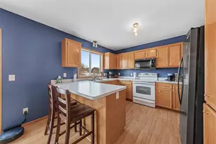 822 Heritage Dr SW, Lonsdale, MN 55046 - Photo 12