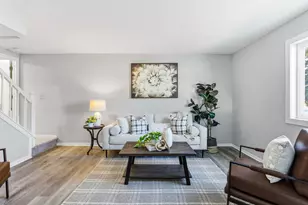 15730 Griffon Path, Apple Valley, MN 55124 - Photo 4