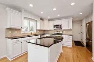 12755 42nd Pl N, Plymouth, MN 55442 - Photo 10