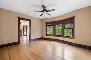 55 Williams Ave SE, Minneapolis, MN 55414 - Photo 2