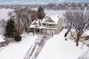 3396 Kings Point Rd, Excelsior, MN 55331 - Photo 12