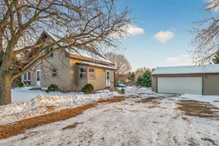 32 Viking Blvd NW, Cedar, MN 55011 - Photo 4