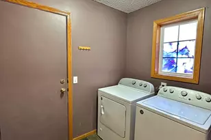 2027 Brittany Ct, Shakopee, MN 55379 - Photo 14