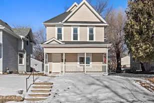 1083 Beech St, Saint Paul, MN 55106 - Photo 2