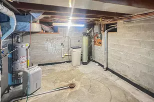 413 N 1st Ave W, Truman, MN 56088 - Photo 34