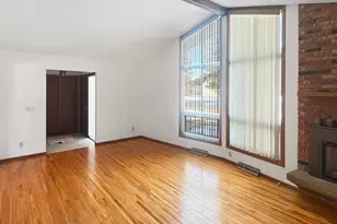 413 N 1st Ave W, Truman, MN 56088 - Photo 8