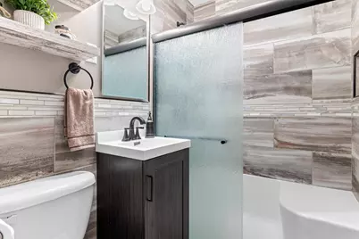 4936 Fremont Avenue N, Minneapolis, MN 55430 - Photo 12