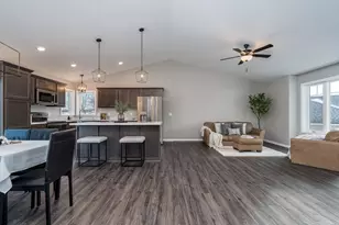 108 Ella Ct, Mankato, MN 56001 - Photo 6