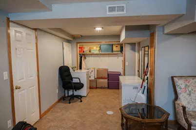 226 S Linton Street, Blue Earth, MN 56013 - Photo 40