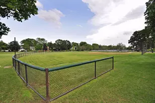 3833 Noble Ave N, Robbinsdale, MN 55422 - Photo 30