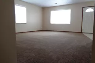 1708 E Lincoln Ave, Montevideo, MN 56265 - Photo 10