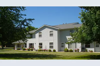 1706 E Lincoln Avenue #3, Montevideo, MN 56265 - Photo 2