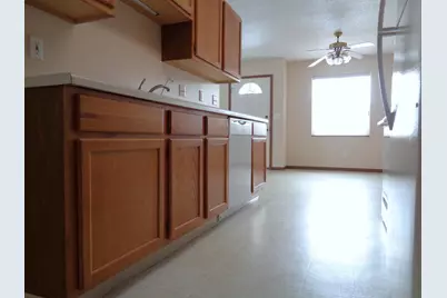 1706 E Lincoln Avenue #3, Montevideo, MN 56265 - Photo 4