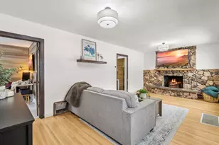 6828 Corvallis Ave N, Crystal, MN 55428 - Photo 6