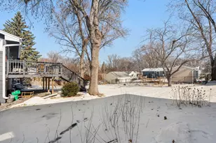 4017 Shamrock Dr NE, Saint Paul, MN 55421 - Photo 40