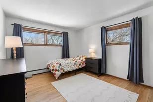 4017 Shamrock Dr NE, Saint Paul, MN 55421 - Photo 20