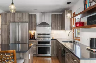 4017 Shamrock Dr NE, Saint Paul, MN 55421 - Photo 12