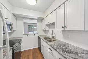 4757 Spring Cir, Minnetonka, MN 55345 - Photo 6