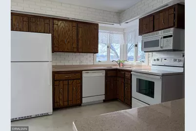 1222 W 4th Street, New Richmond, WI 54017 - Photo 4