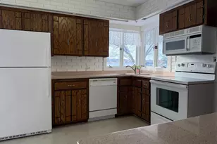 1222 W Fourth St, New Richmond, WI 54017 - Photo 4