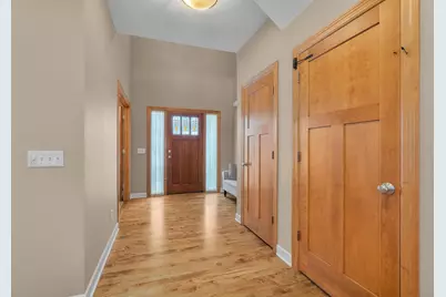 695 Rosa Court, Eagan, MN 55123 - Photo 6