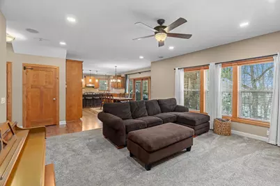 695 Rosa Court, Eagan, MN 55123 - Photo 10