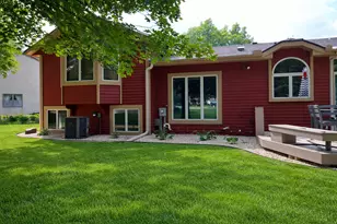 510 Liberty Ln, New Prague, MN 56071 - Photo 4