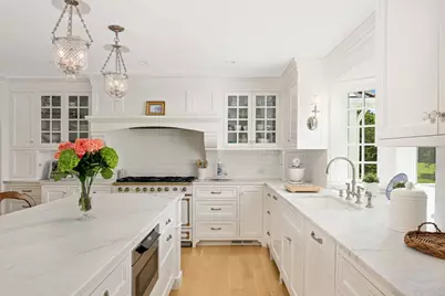 2255 French Creek Circle, Wayzata, MN 55391 - Photo 24