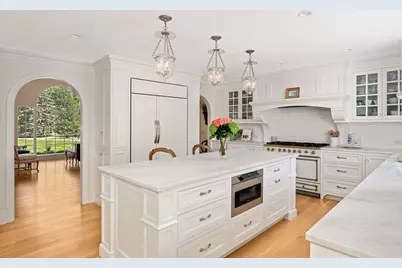 2255 French Creek Circle, Wayzata, MN 55391 - Photo 20