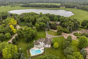 2255 French Creek Cir, Wayzata, MN 55391 - Photo 2