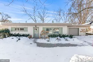 724 Wisconsin St, Hudson, WI 54016 - Photo 4