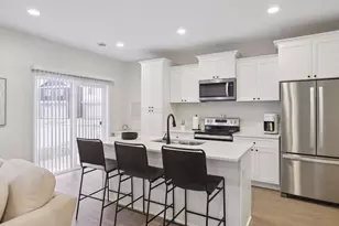 630 Franklin St, Roberts, WI 54023 - Photo 6